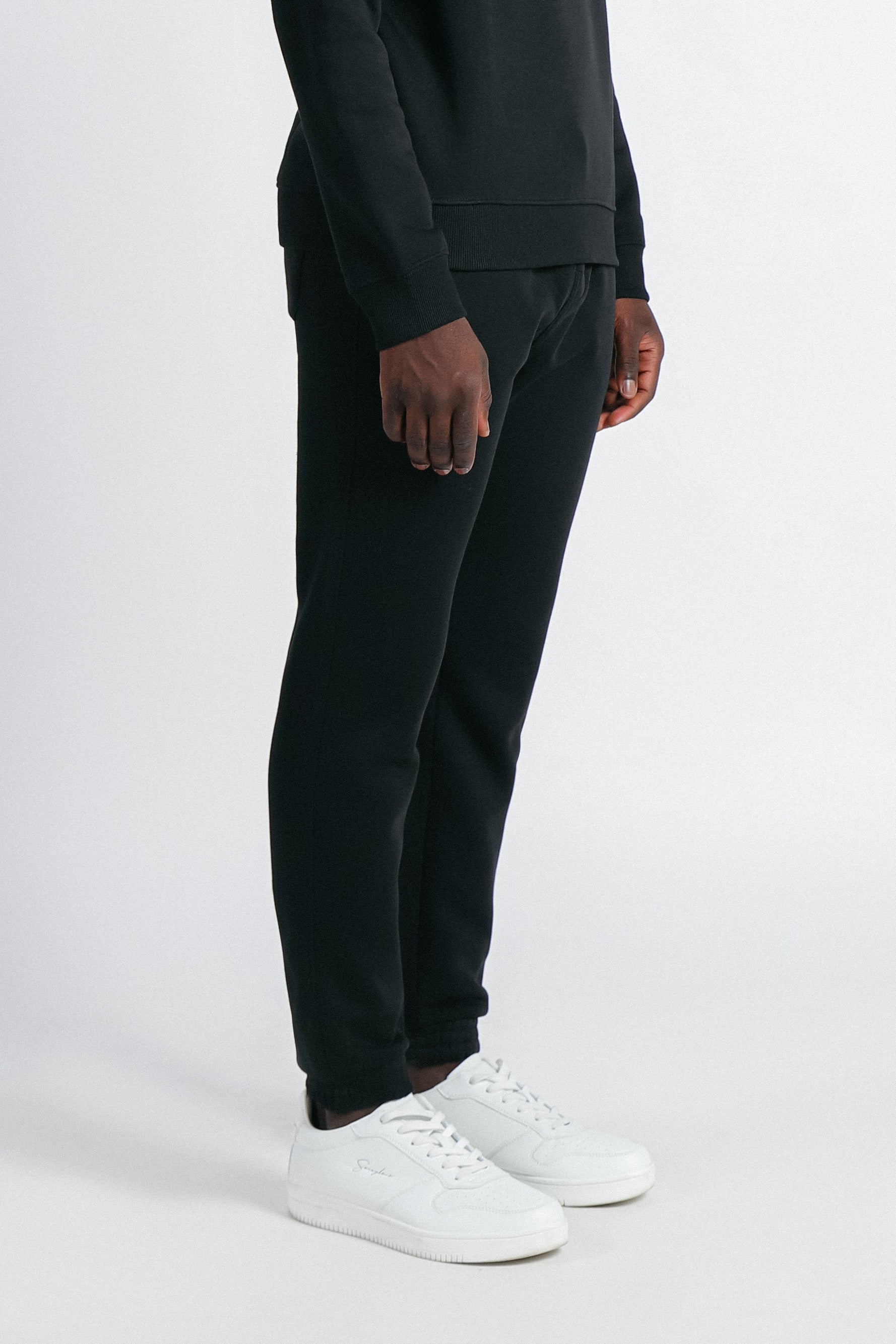 PANTALONE JOGGER DA TUTA NERO - Sonnybono