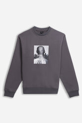 FELPA GIROCOLLO CON STAMPA GRIGIO SCURO