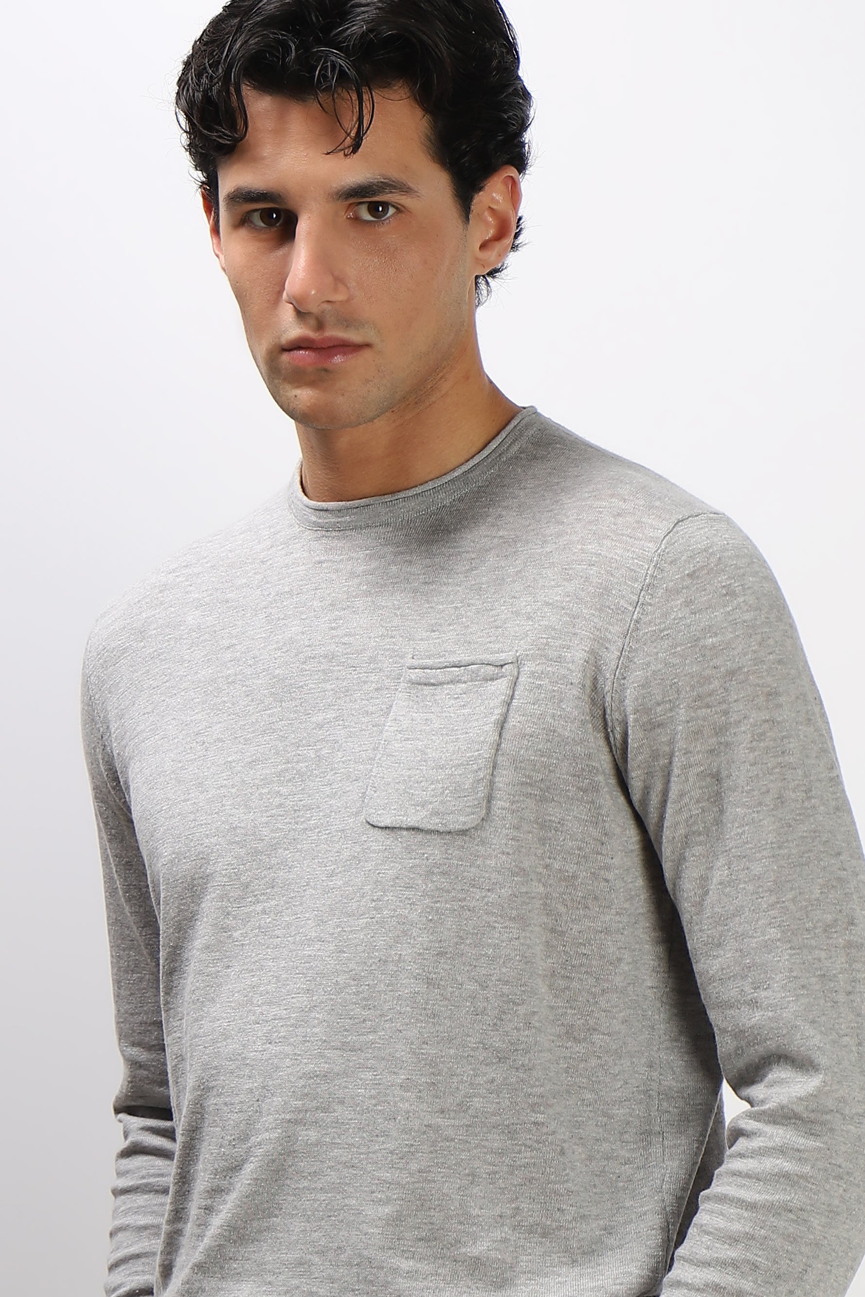MAGLIA IN COTONE SLUB E TASCHINO GRIGIO MEDIO