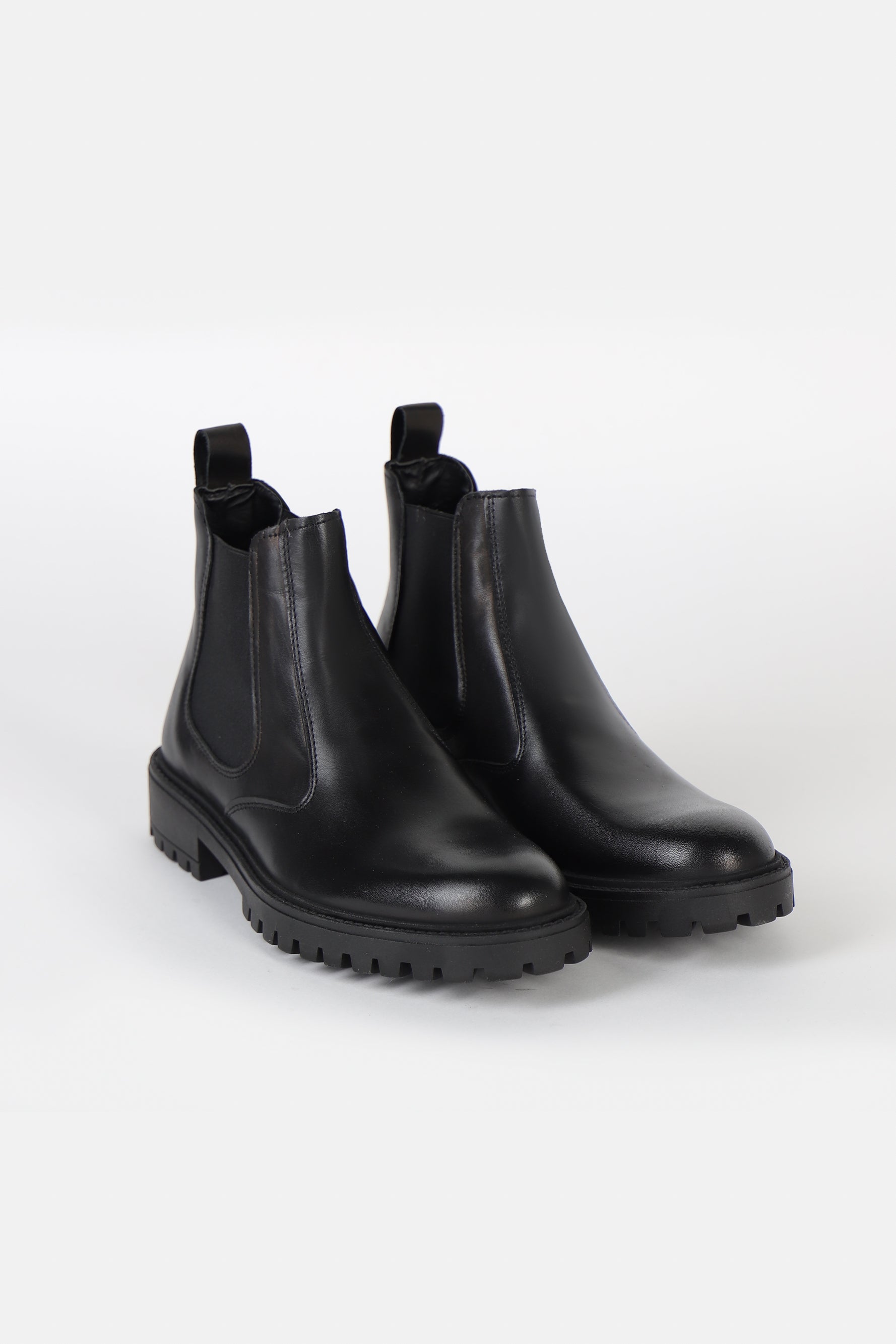 STIVALETTO CON ELASTICO NERO - Sonnybono