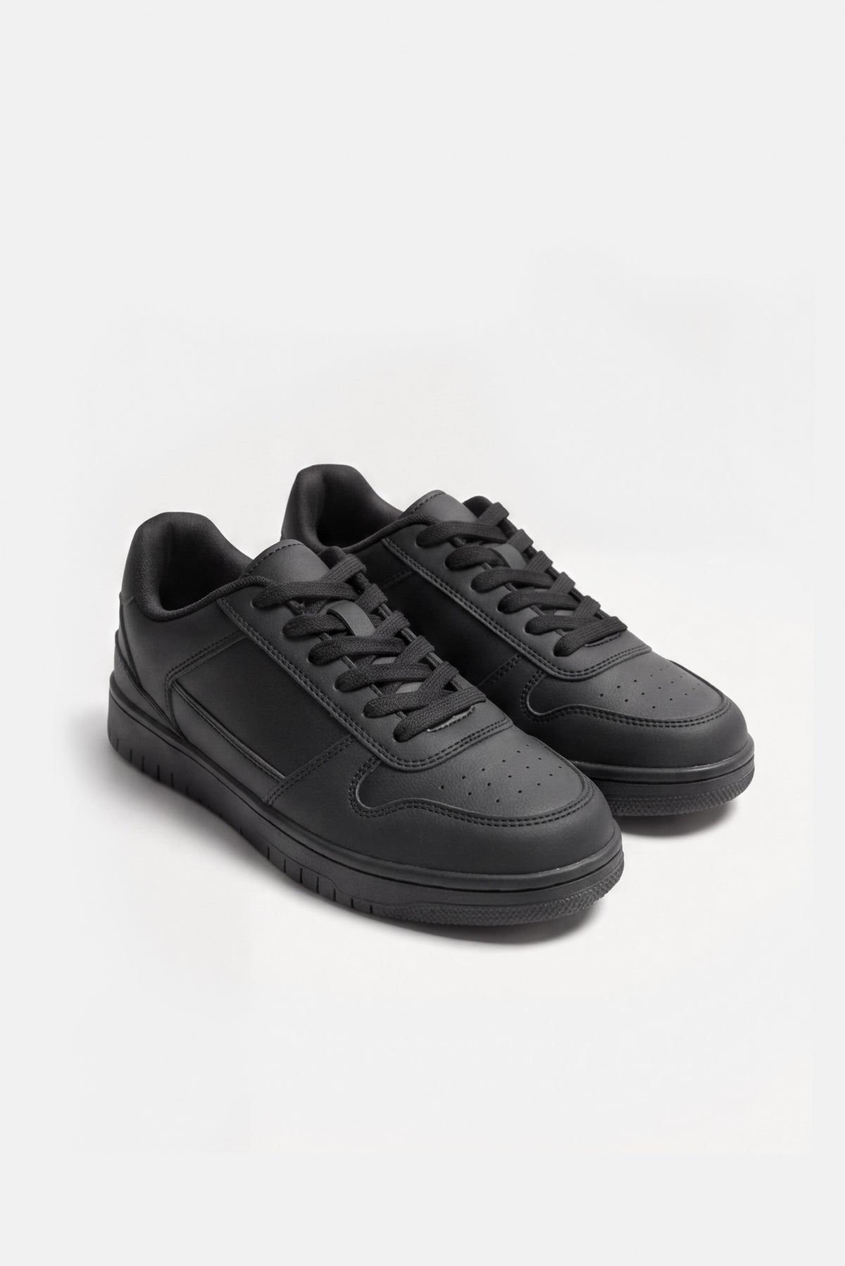 SNEAKERS BASIC NERO