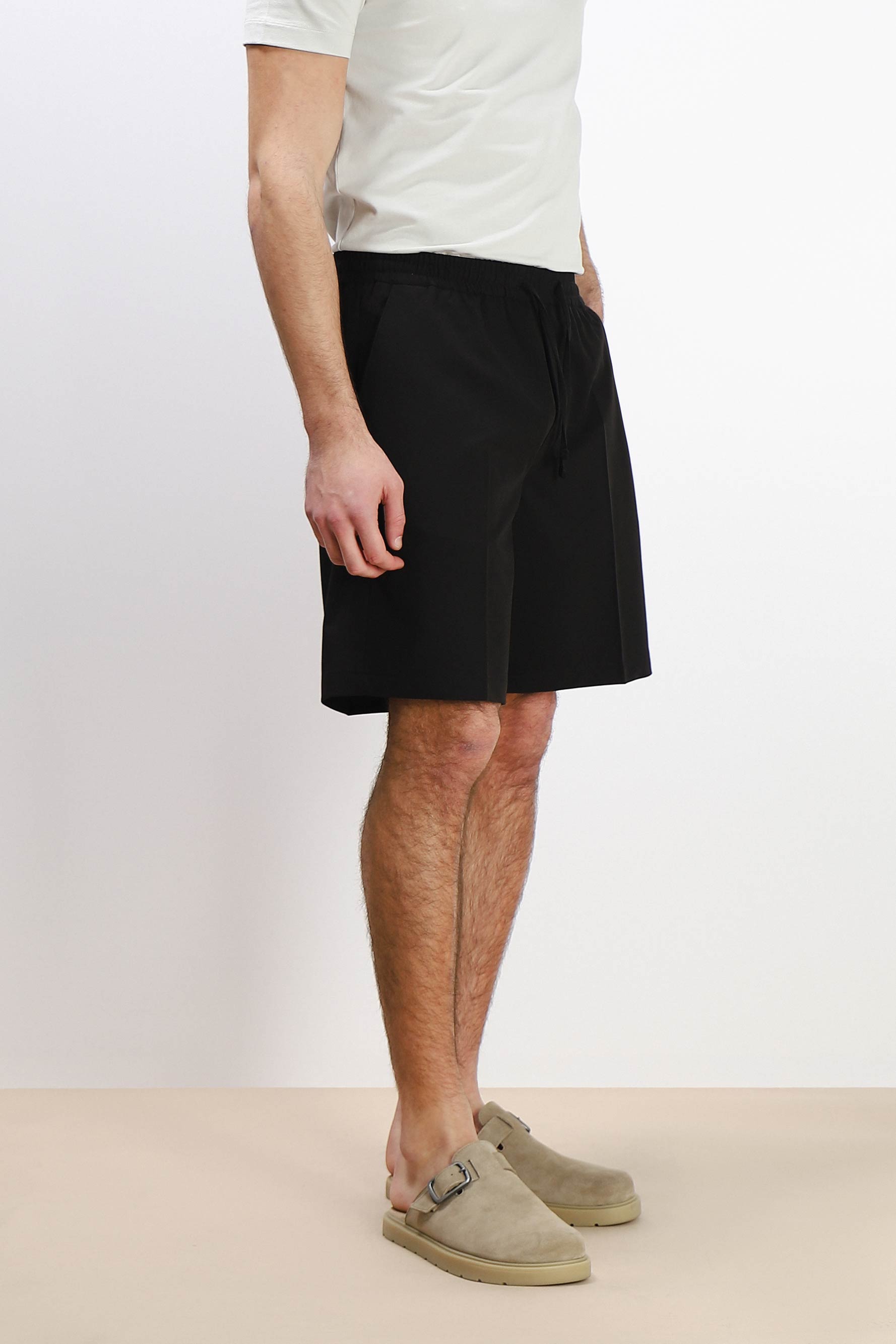 BERMUDA JOGGER CON COULISSE NERO