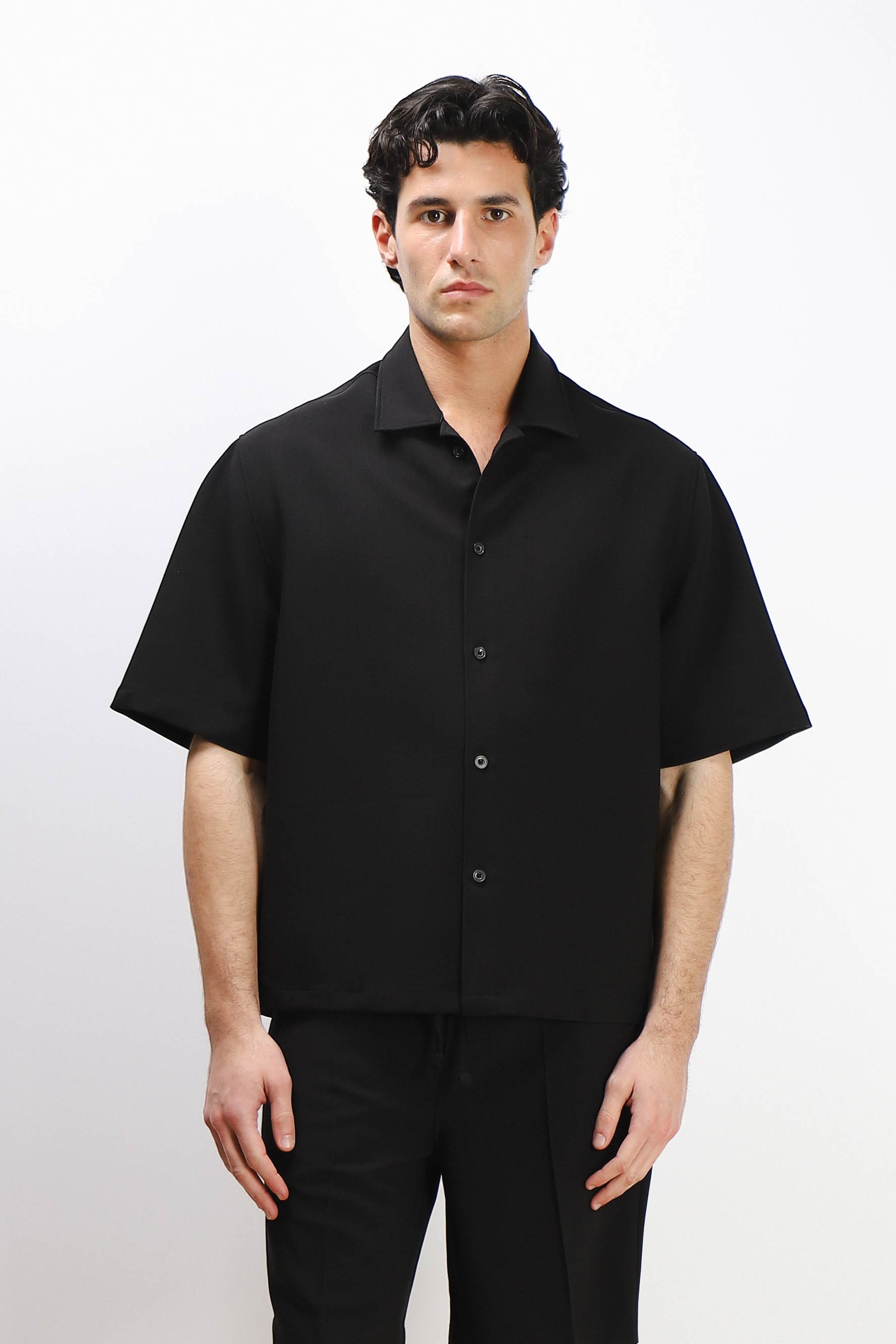 CAMICIA MEZZA MANICA COLLO BOWLING NERO