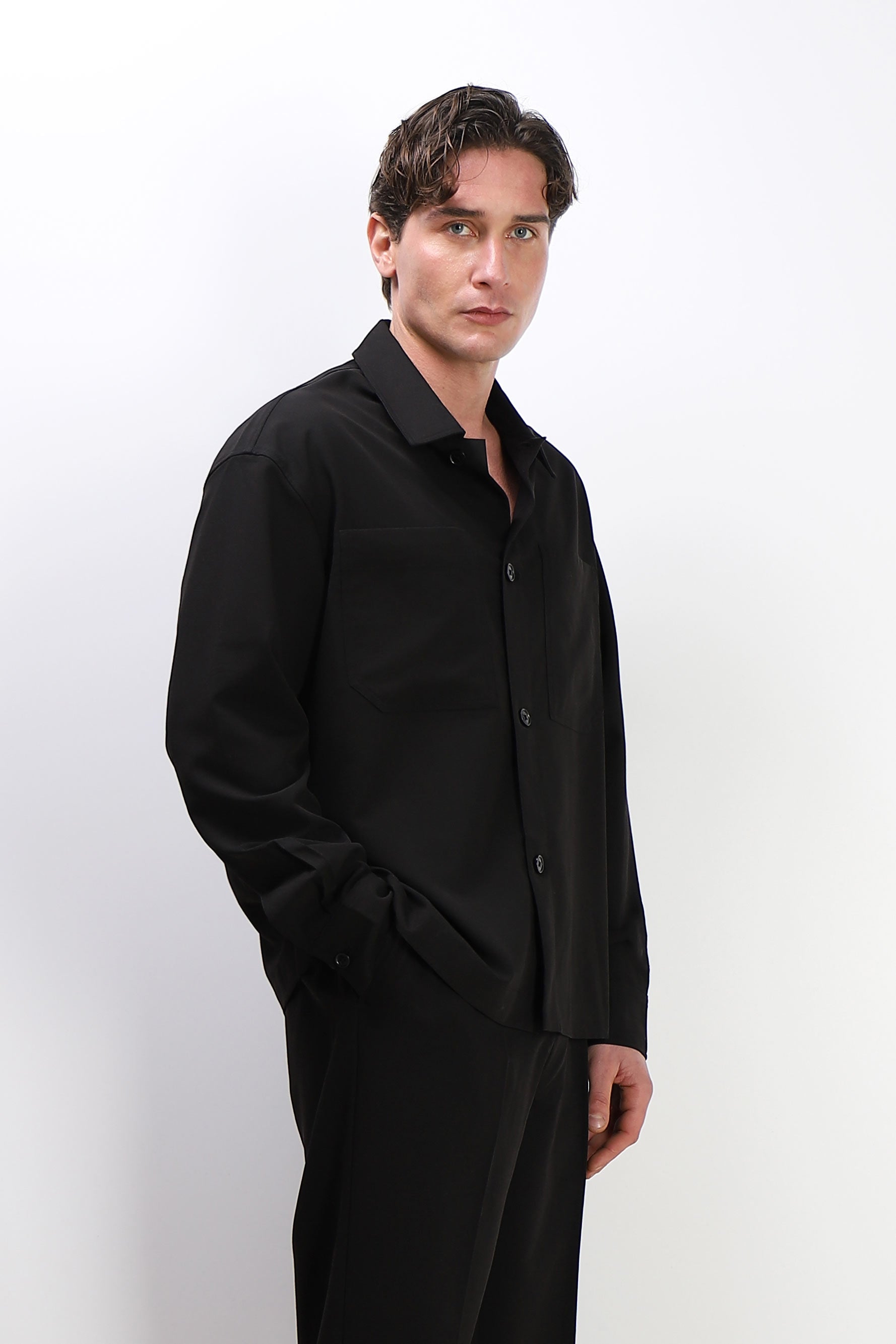 OVERSHIRT TESSUTO MORBIDO NERO