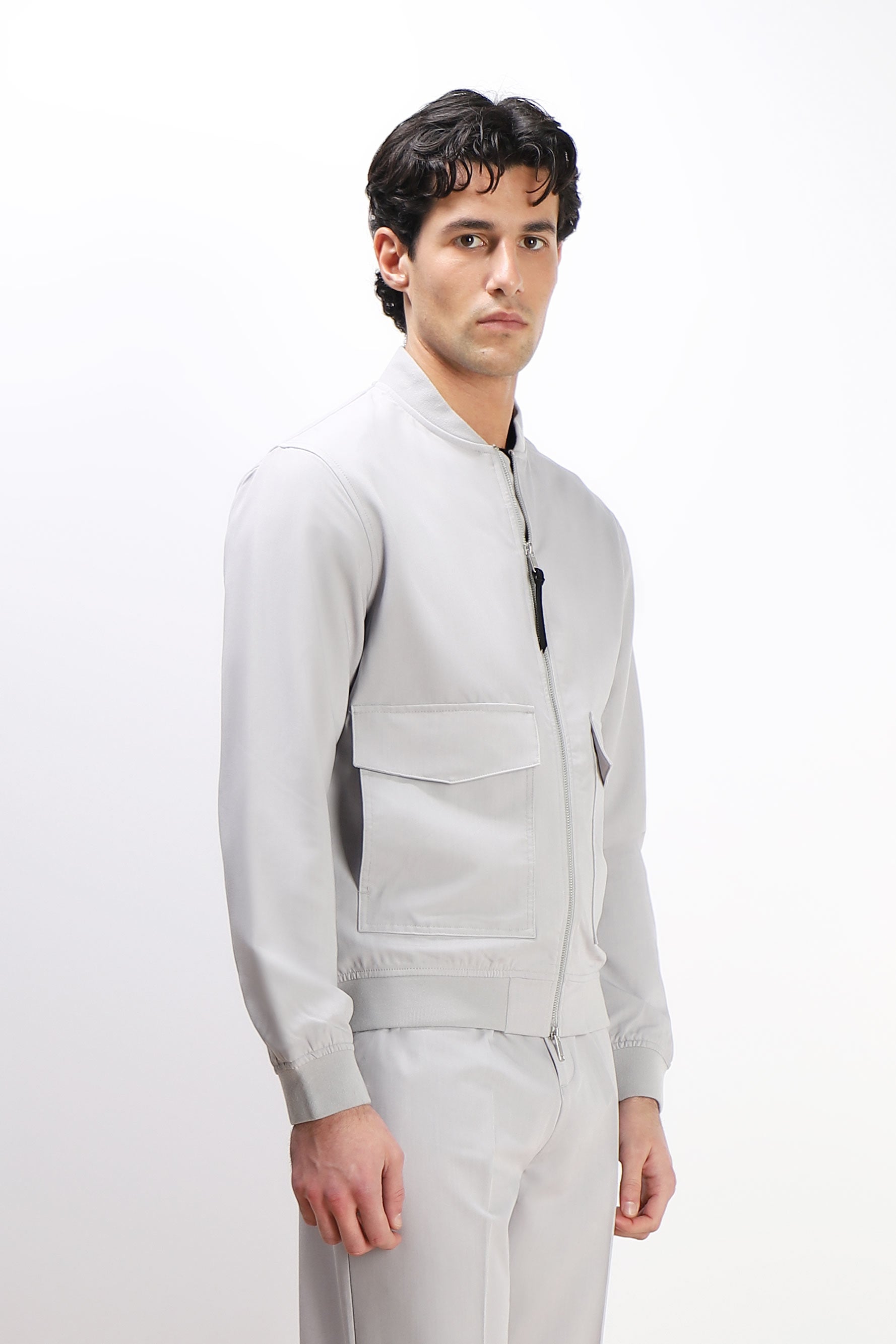 GIUBBOTTO BOMBER CON DOPPIA TASCA GRIGIO GHIACCIO