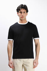 T-SHIRT CON COLLO E MANICHE A CONTRASTO NERO