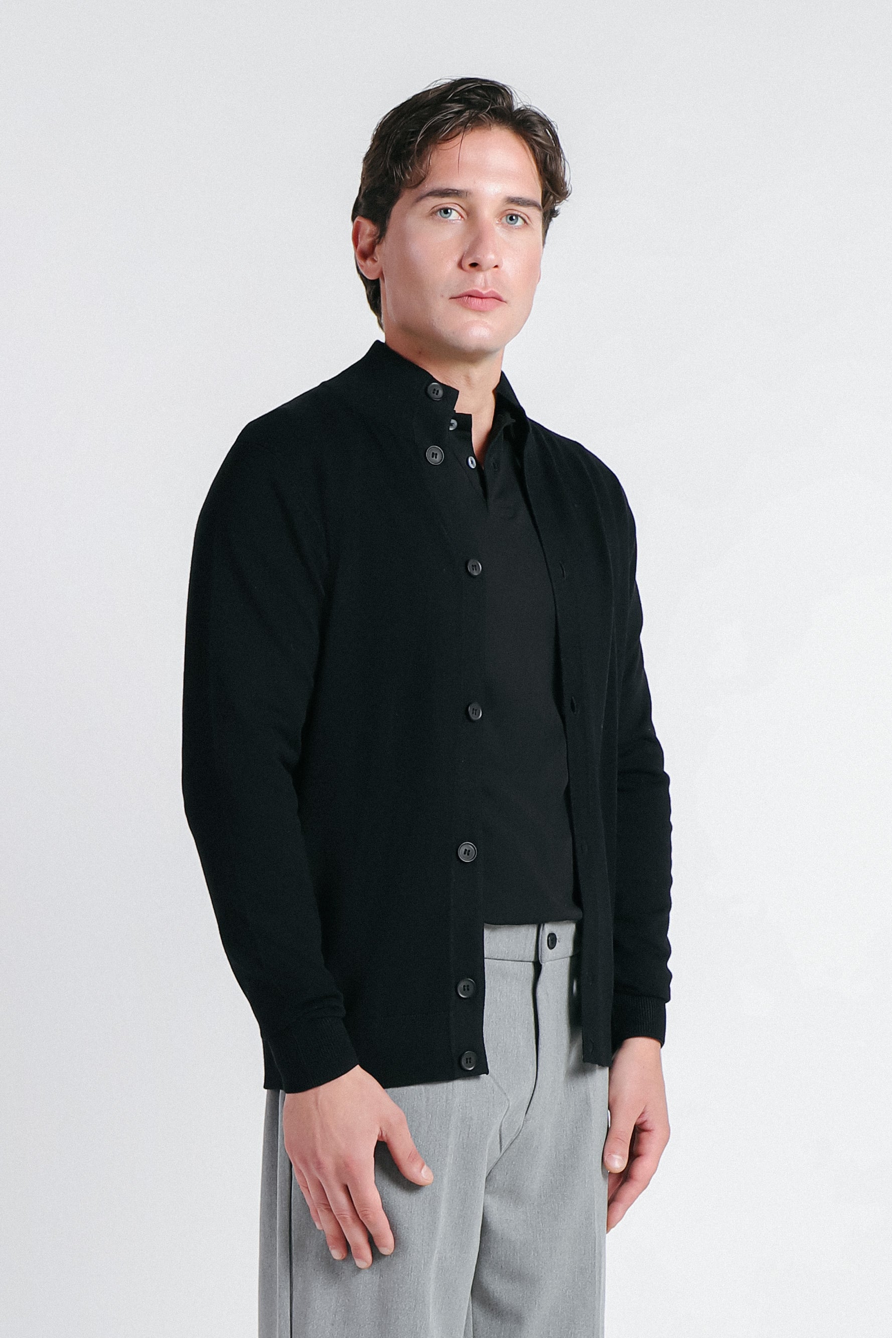 CARDIGAN CON COLLO ALTO NERO