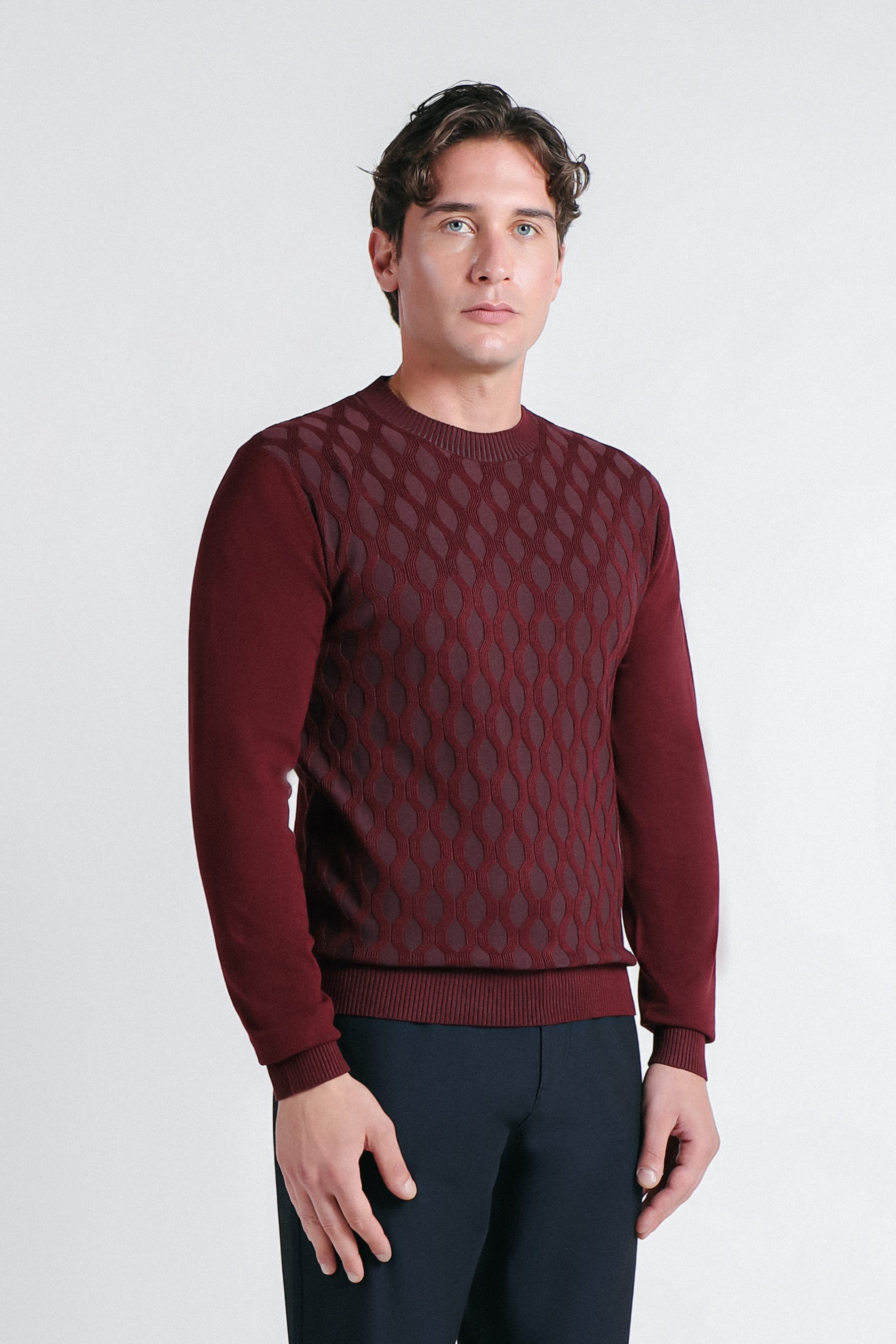 MAGLIA CON LAVORAZIONE SUL DAVANTI VINACCIA