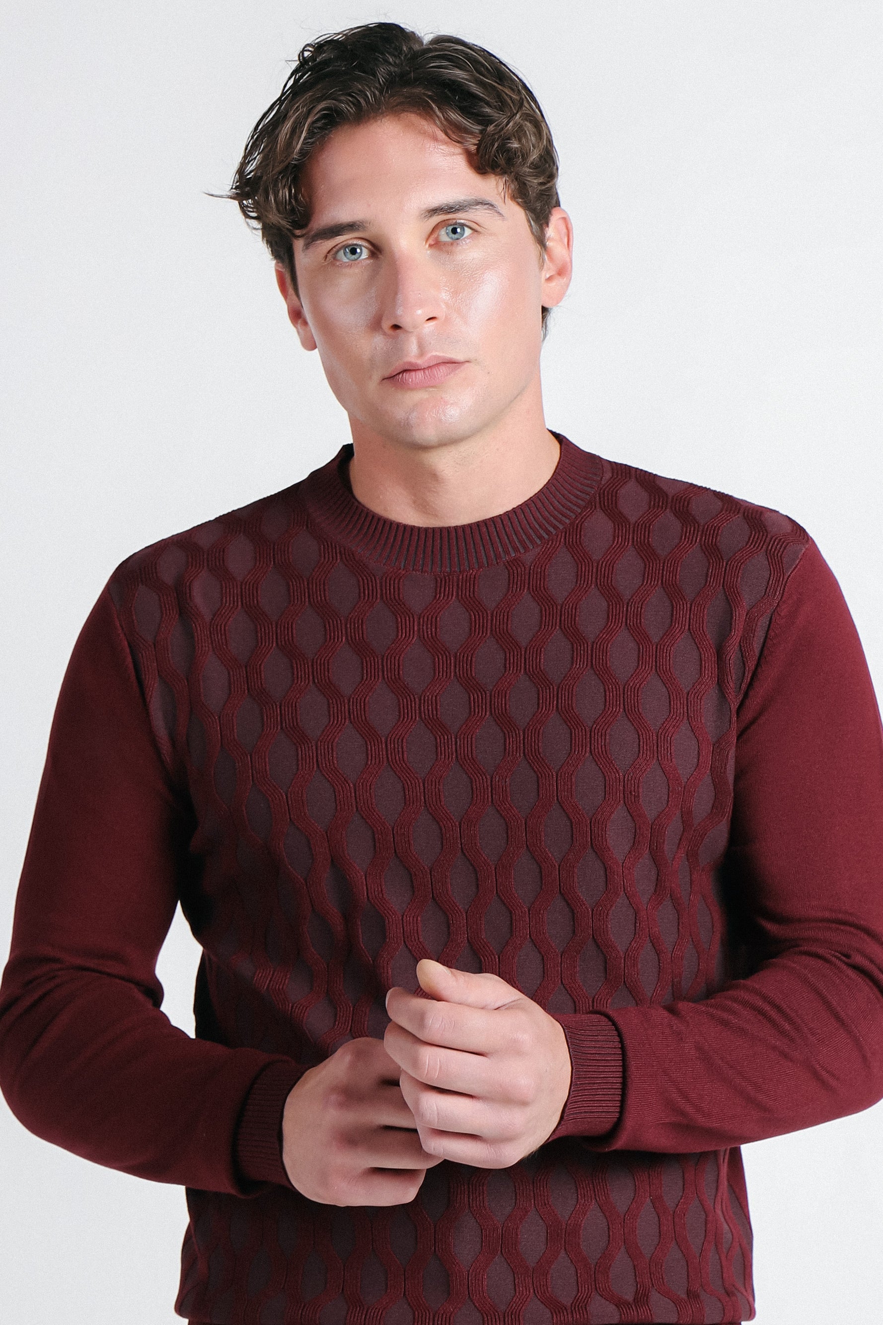 MAGLIA CON LAVORAZIONE SUL DAVANTI VINACCIA