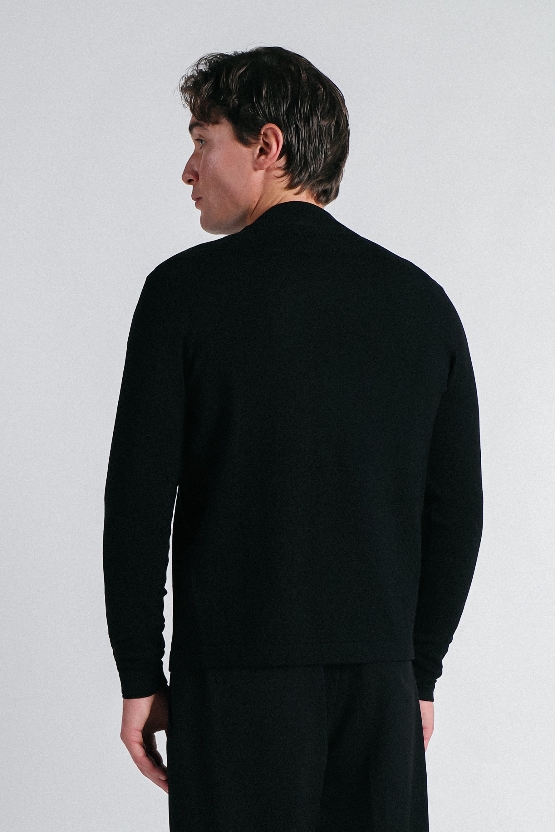 CARDIGAN CON ZIP E COLLO BOMBER NERO – Sonnybono - Main Image