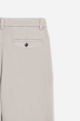PANTALONE CHINO CON PENCES GRIGIO CHIARO