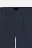 PANTALONE CHINO CON PENCES INDACO