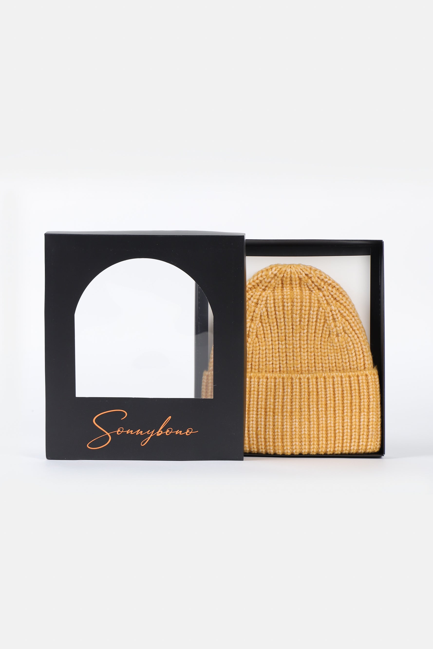 CAPPELLO IN SCATOLA OCRA