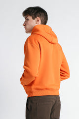 FELPA CON CAPPUCCIO E MARSUPIO CON STAMPA ARANCIO