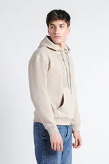 FELPA CON CAPPUCCIO E MARSUPIO CON STAMPA BEIGE
