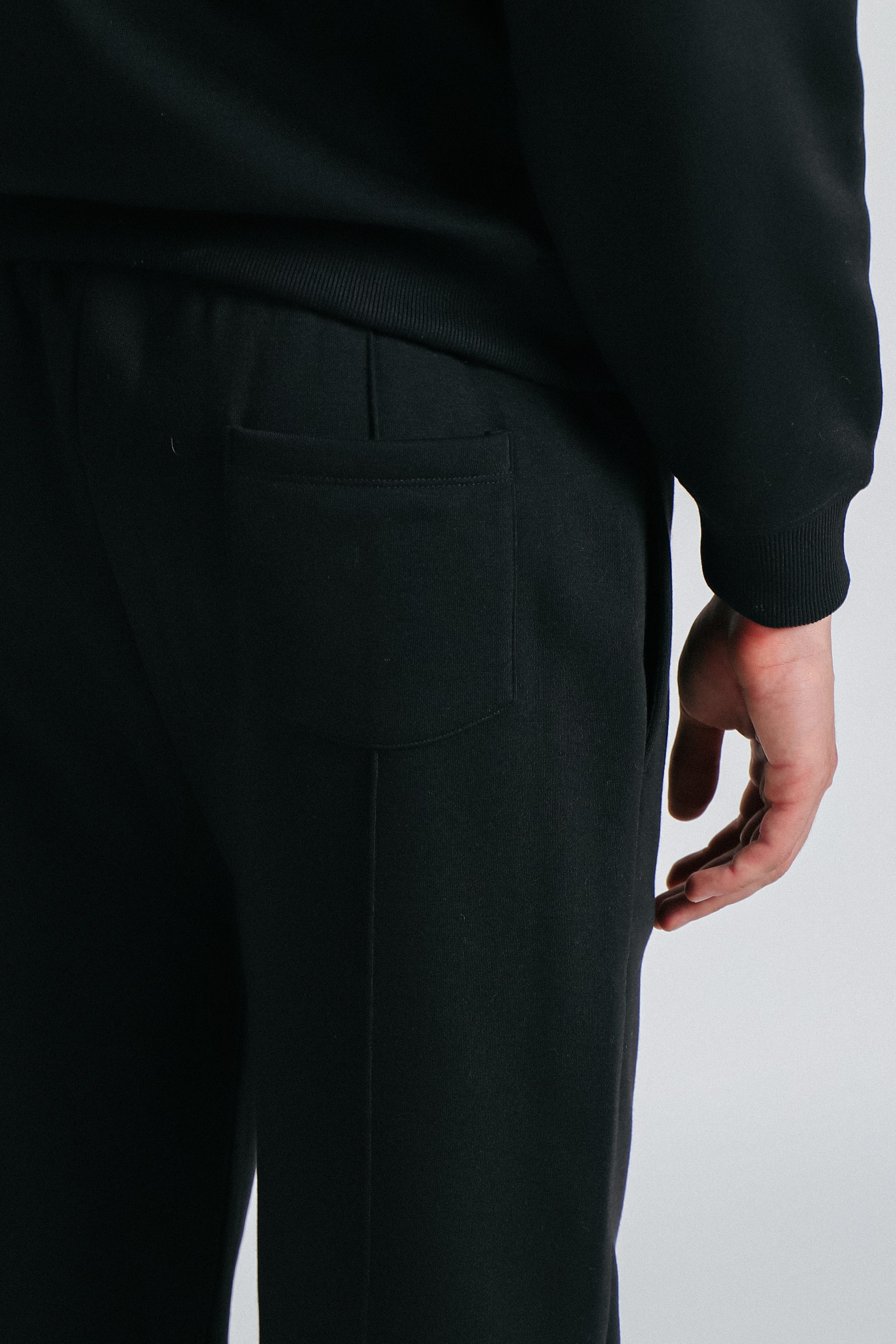PANTALONE JOGGING FONDO LARGO NERO