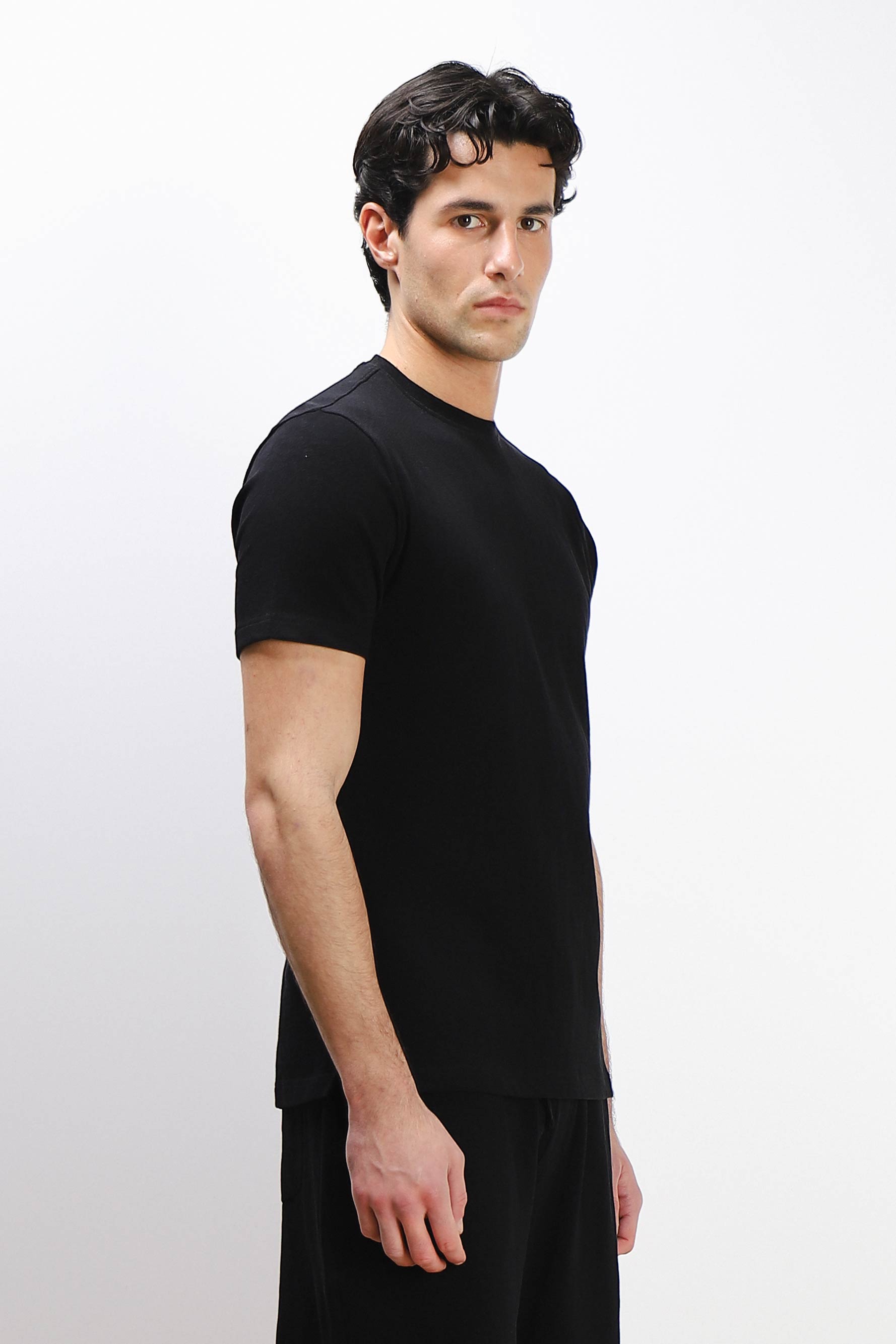 T-SHIRT GIROCOLLO SLUB EFFETTO LINO NERO