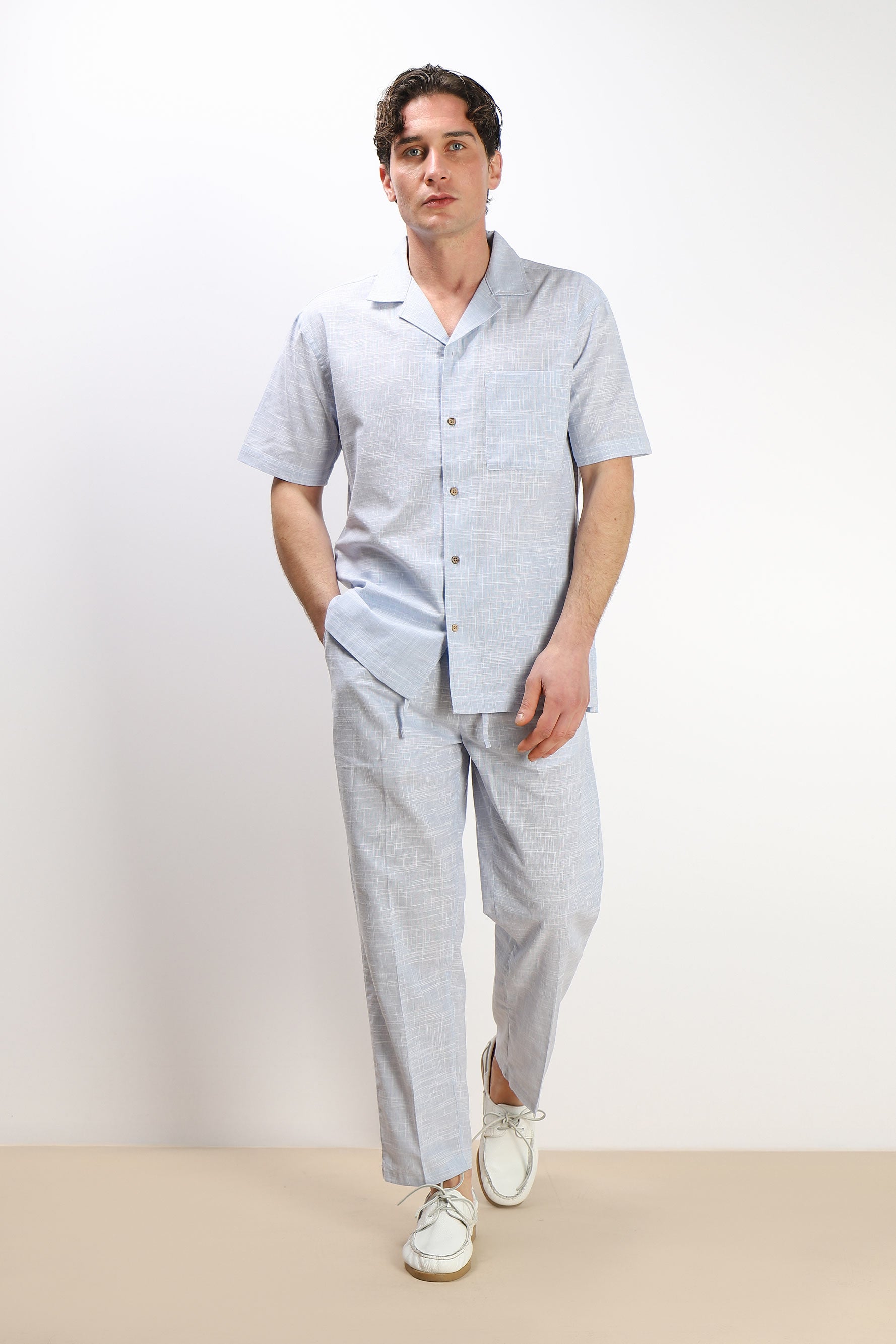 CAMICIA COLLO BOWLING MEZZA MANICA CON TASCHINO AZZURRO