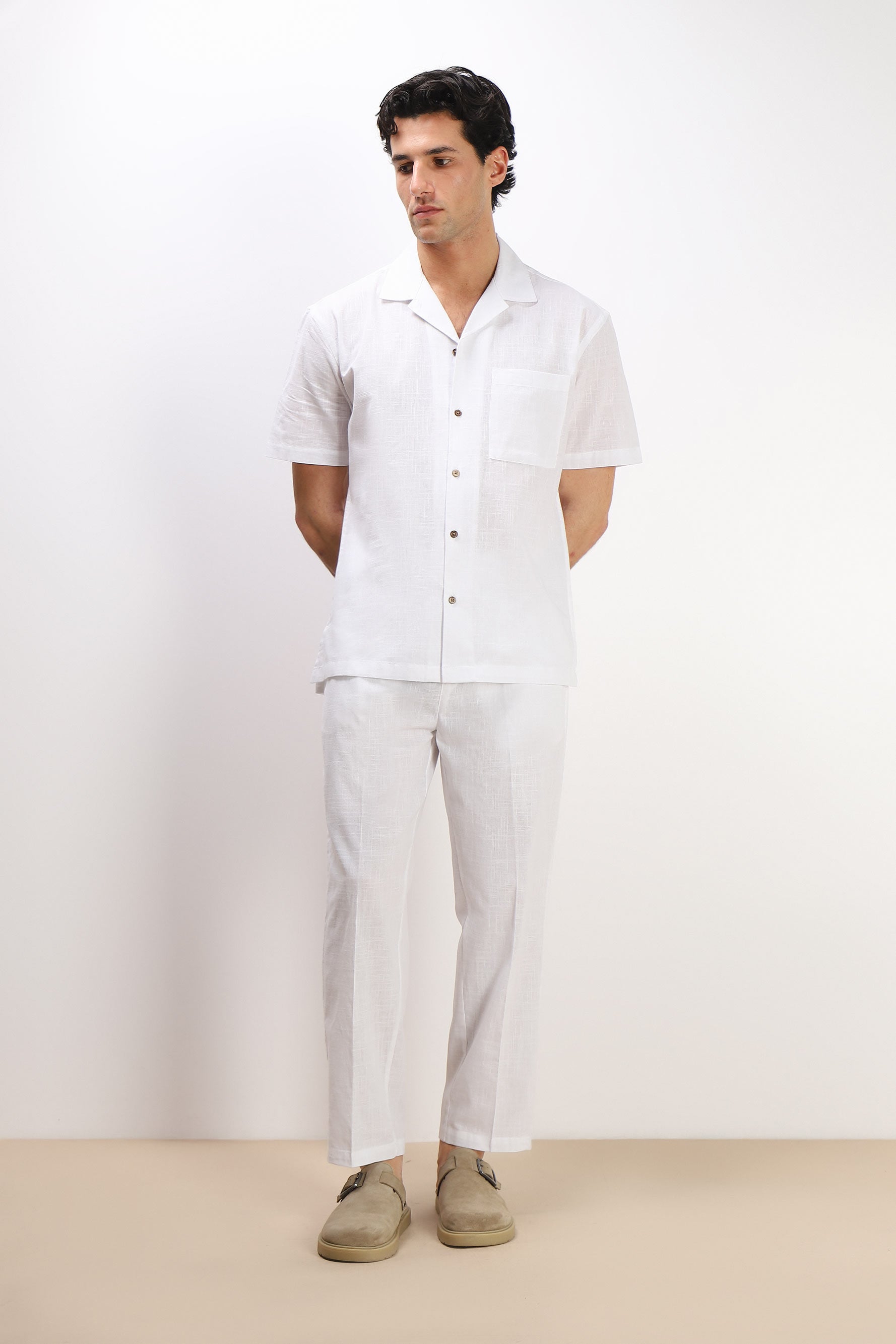 CAMICIA COLLO BOWLING MEZZA MANICA CON TASCHINO BIANCO