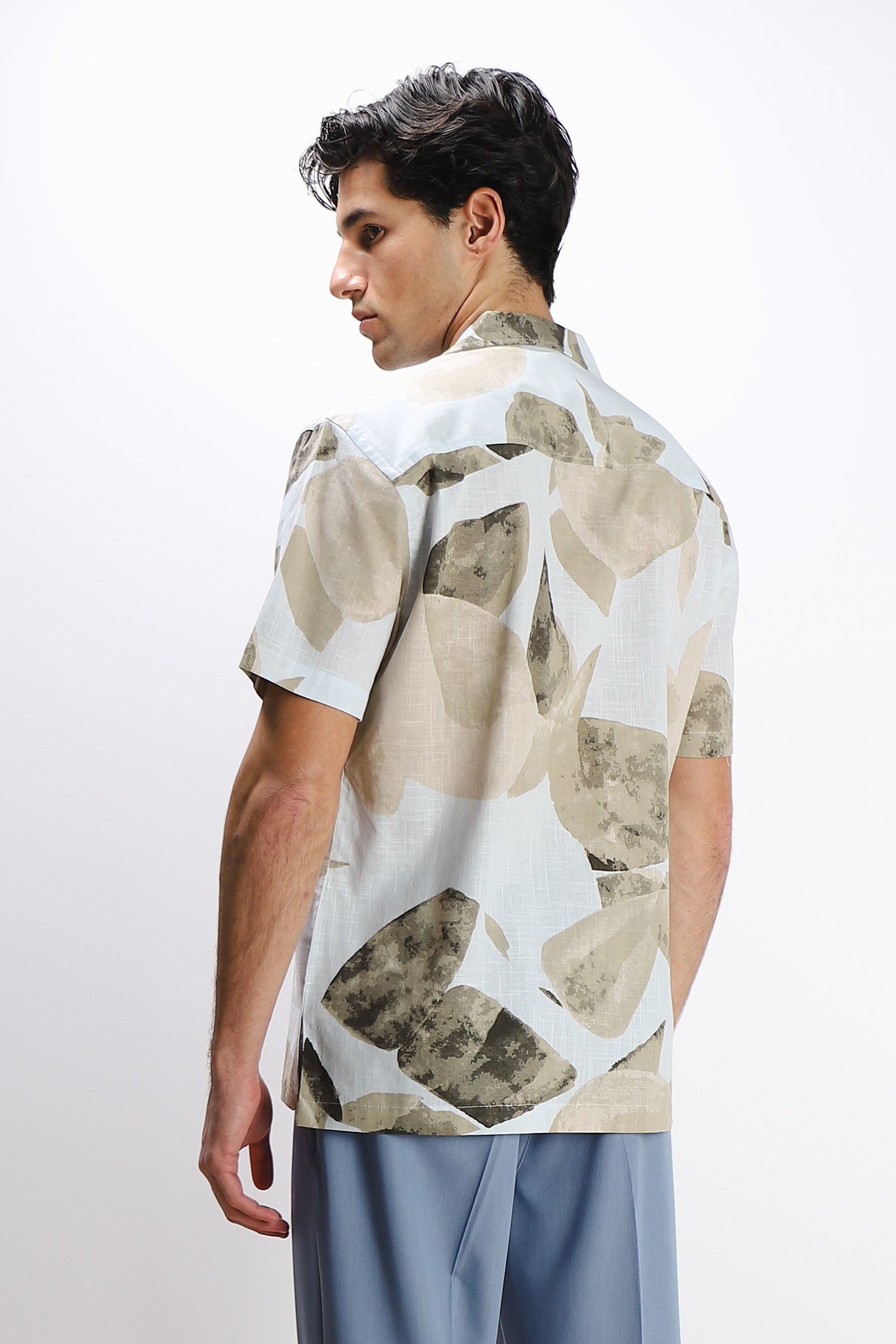 CAMICIA COLLO BOWLING MEZZA MANICA CON TASCHINO CIELO