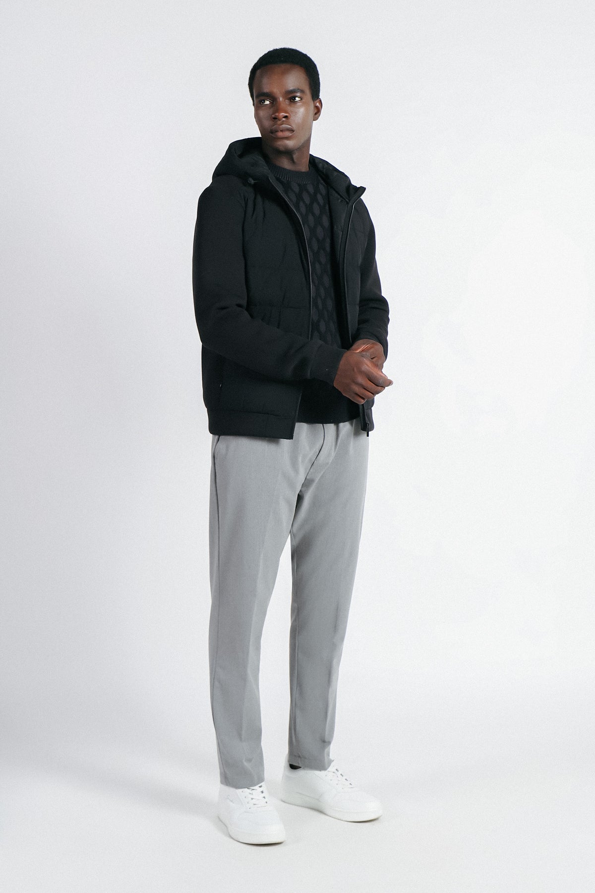 GIUBBOTTO DOPPIO TESSUTO CON CAPPUCCIO NERO