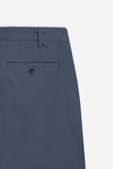 PANTALONE CHINOS COMFORT FIT DENIM