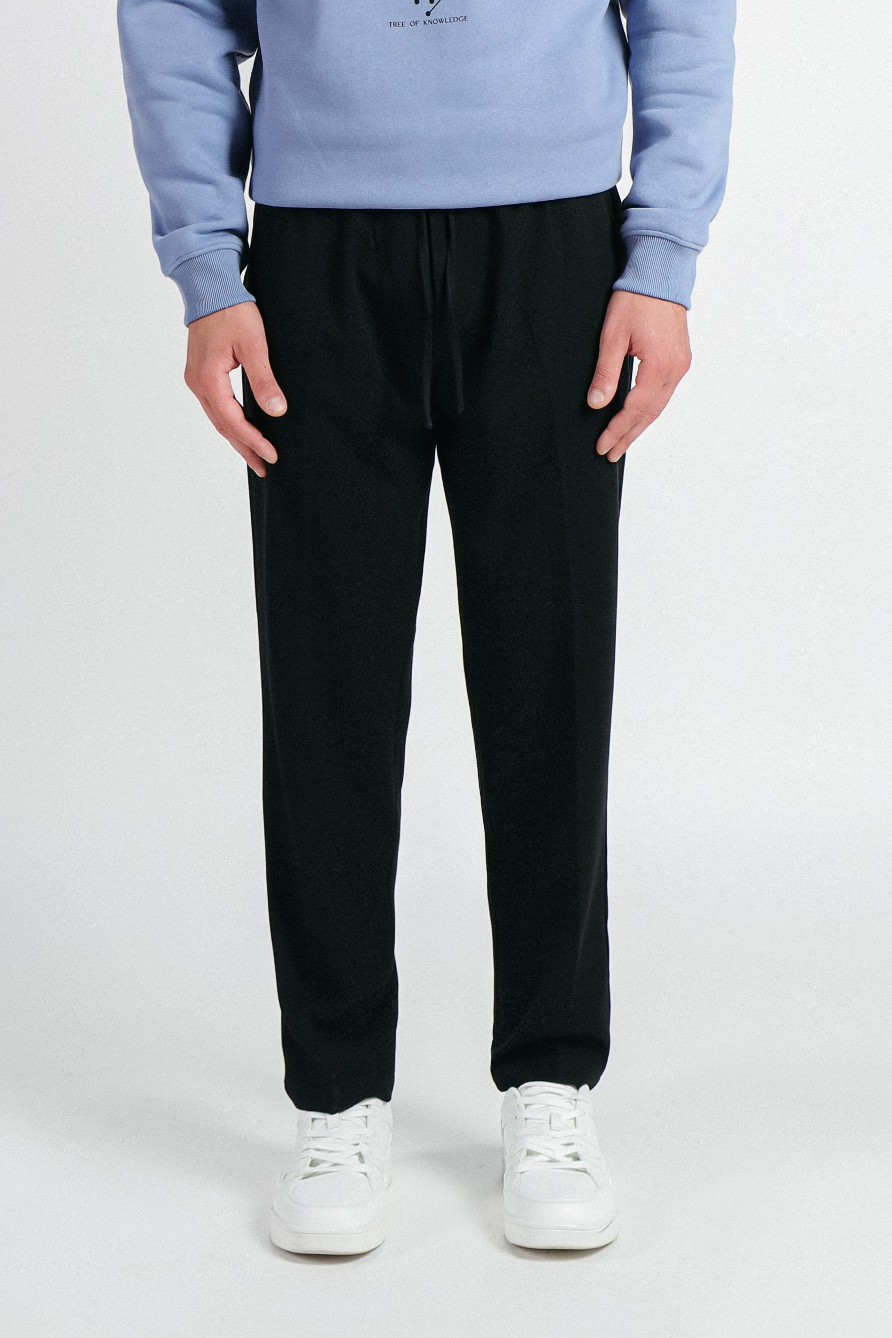 PANTALONE JOGGER CON ELASTICO IN VITA NERO