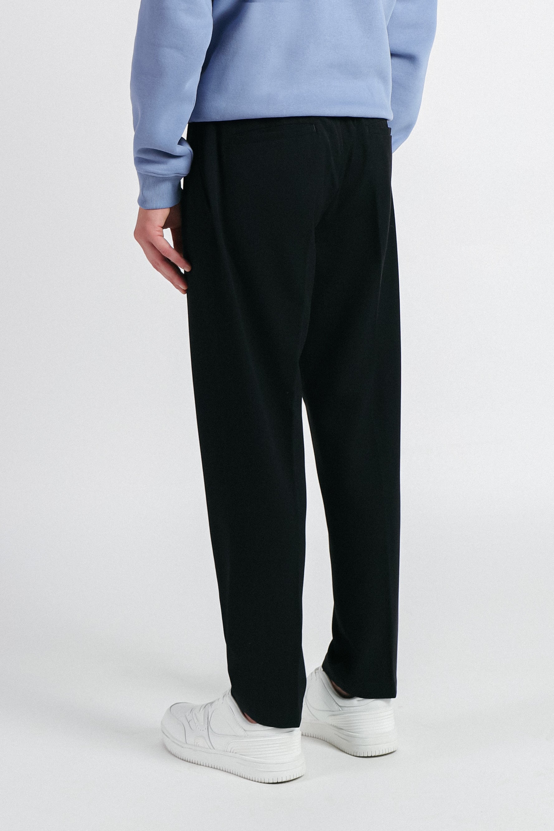 PANTALONE JOGGER CON ELASTICO IN VITA NERO