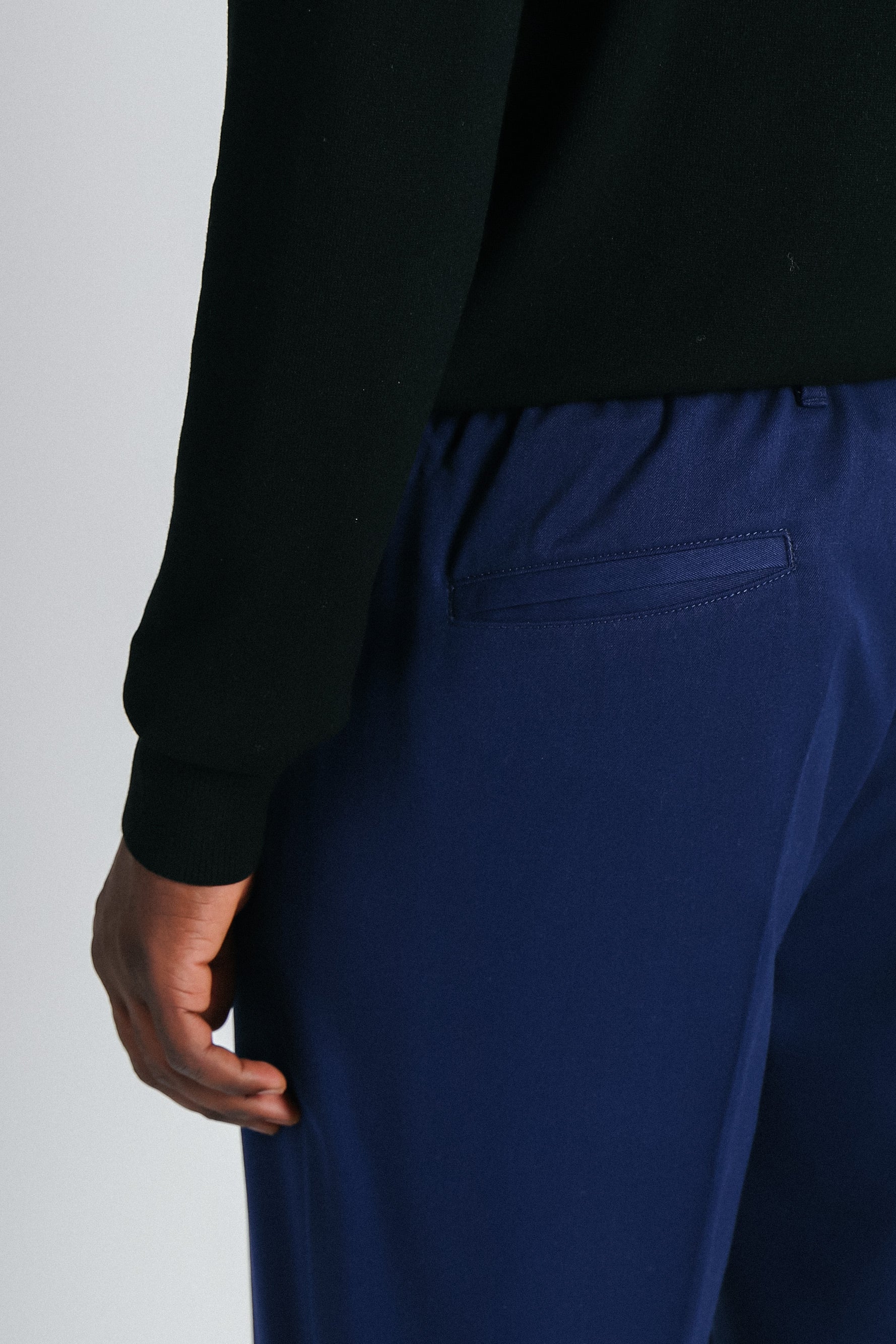 PANTALONE JOGGER BASIC BLUETTE