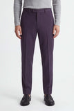 Dettaglio del pantalone da abito uomo color vinaccia