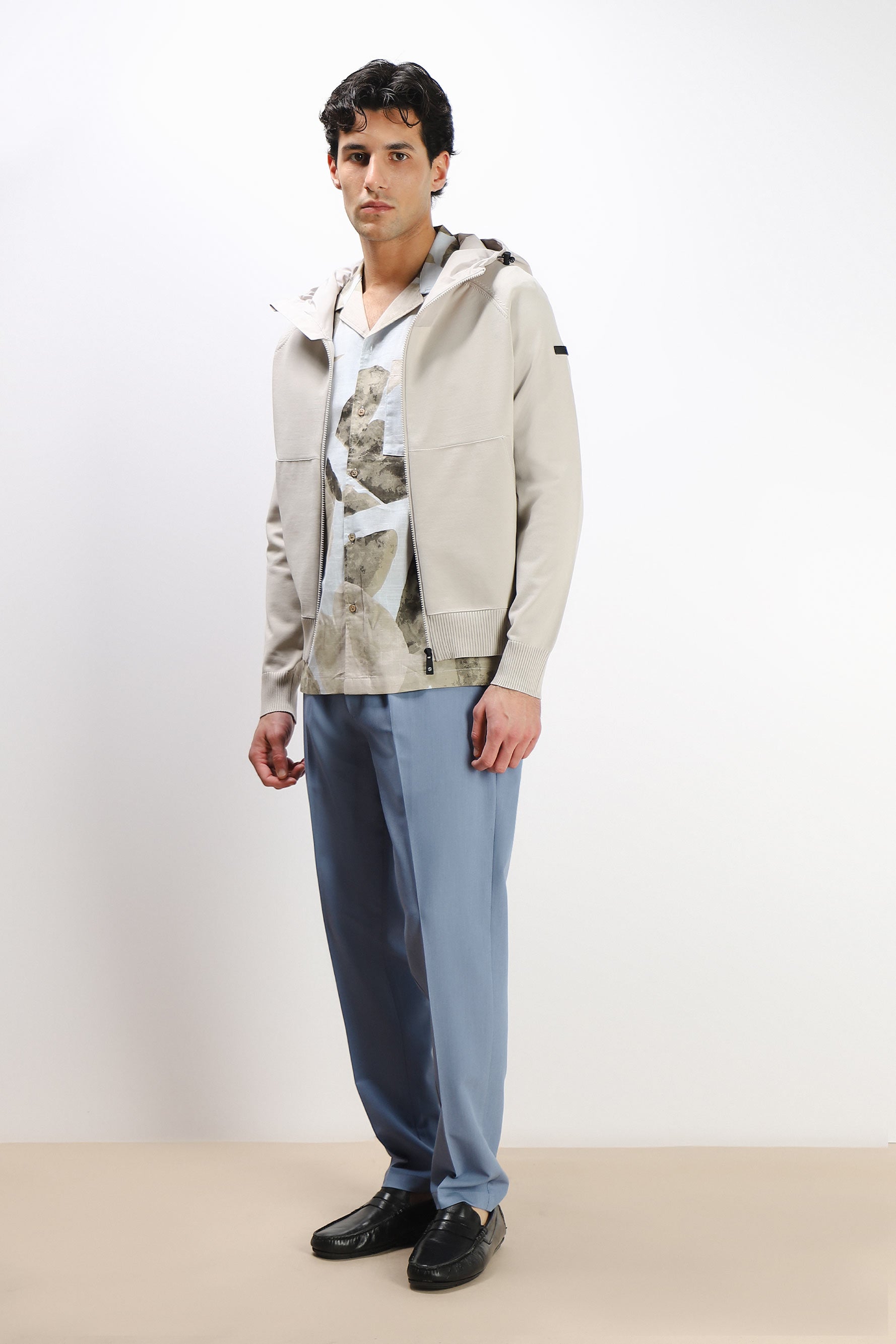 GIUBBOTTO BOMBER MAGLIA CON CAPPUCCIO A CONTRASTO GRIGIO