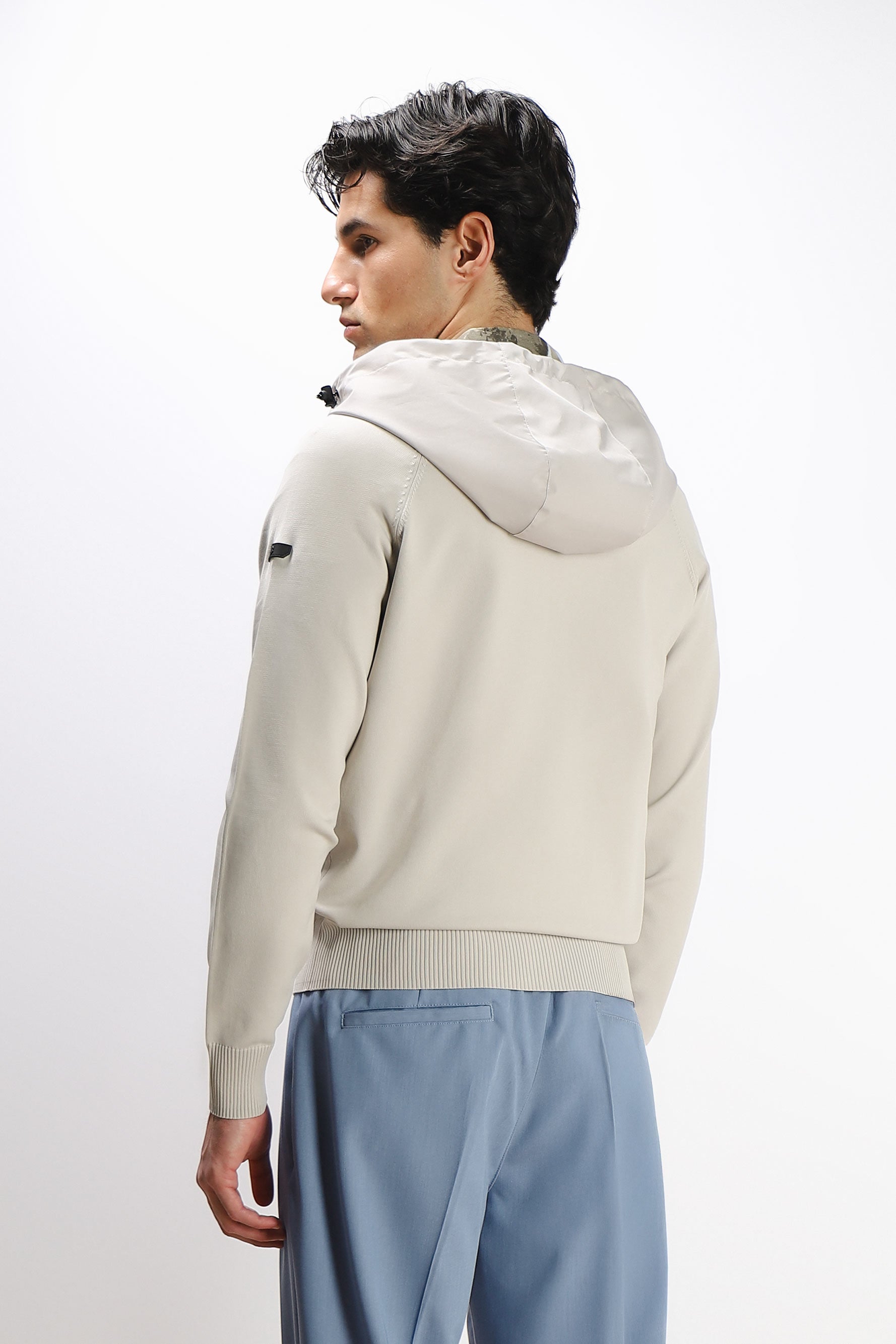 GIUBBOTTO BOMBER MAGLIA CON CAPPUCCIO A CONTRASTO GRIGIO