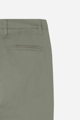 PANTALONE CHINO BASIC KAKI