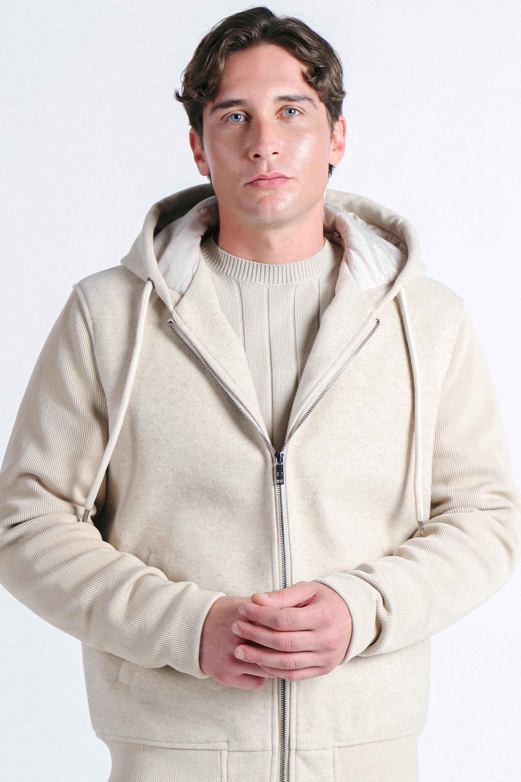 GIUBBOTTO TAGLIO FELPA CON  MANICHE IN MAGLIA M B.GE CH