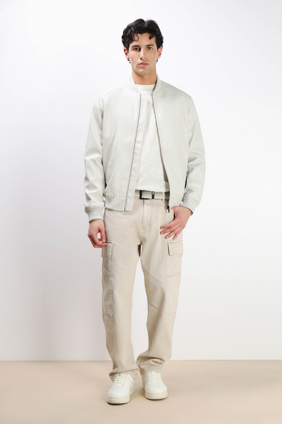 GIUBBOTTO BOMBER EFFETTO PELLE GRIGIO CHIARO