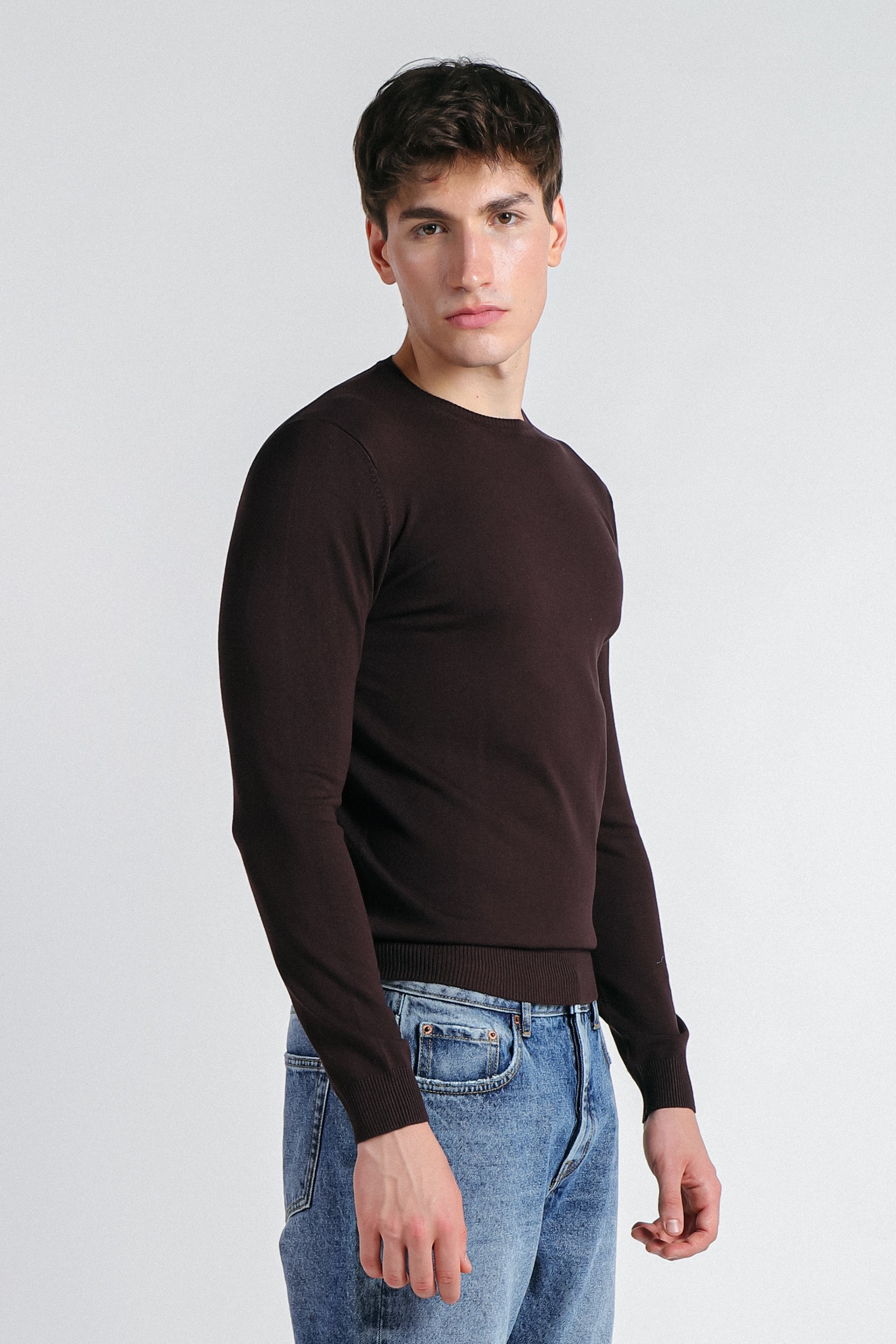 MAGLIA GIROCOLLO IN VISCOSA NYLON MORO