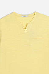 T-SHIRT COLLO A GOCCIA IN SLUB GIALLO CHIARO