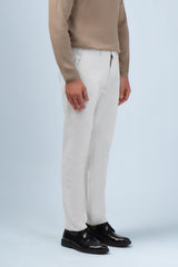 PANTALONI CHINOS COMFORT IN GABARDINA PANNA